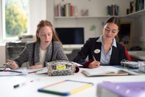 Thornton College girls day and boarding school Buckinghamshire