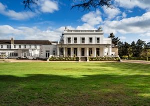 Heathfirld girls' independent day and boarding school Ascot Berkshire